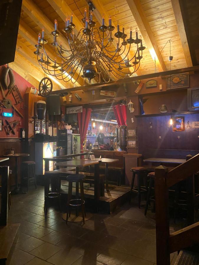 リューデスハイム・アム・ラインSchlafen Ueber Der Whiskybarアパートメント エクステリア 写真